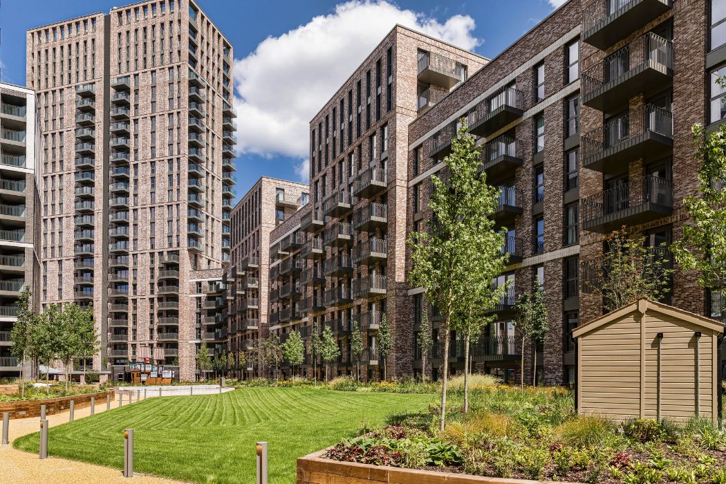 landscaped communal gardens and green space at Canada Gardens Wembley Park