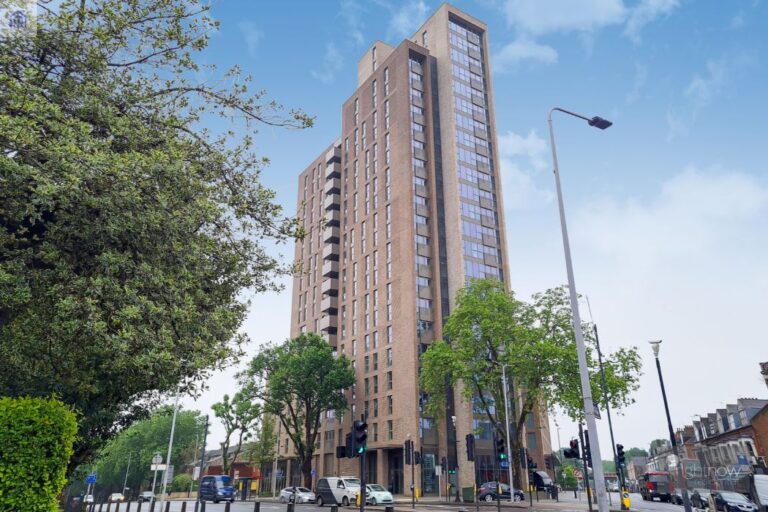 Apex Gardens building exterior high rise rental apartments