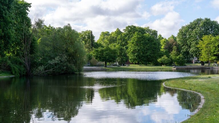 Lake and landscaped green space in Regent’s Park near Camden Town